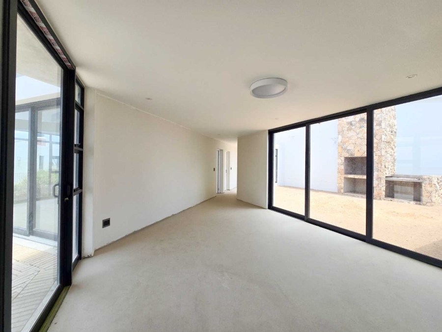 3 Bedroom Property for Sale in Stilbaai Wes Western Cape